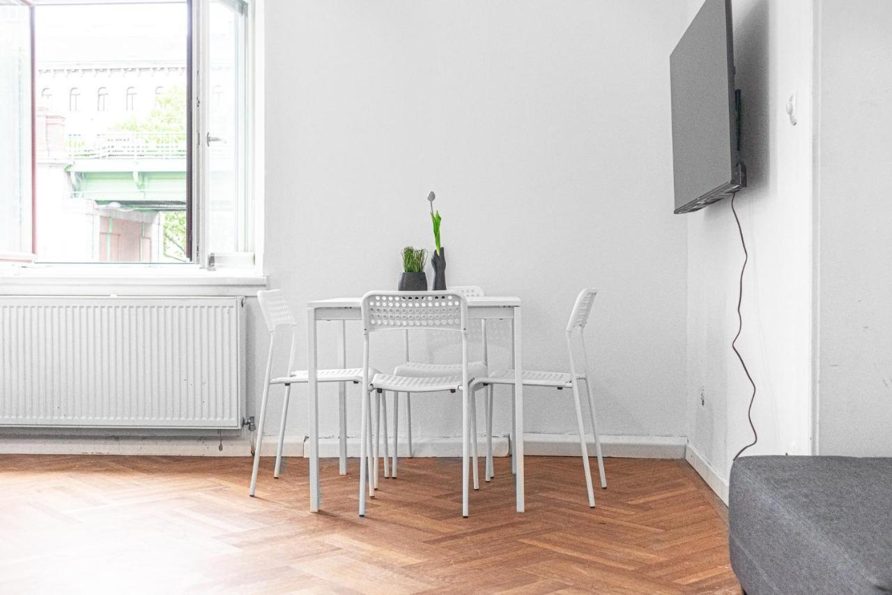 Classy 2Br Apt. W/ Exclusive Location Near Akh Vienna Exterior photo