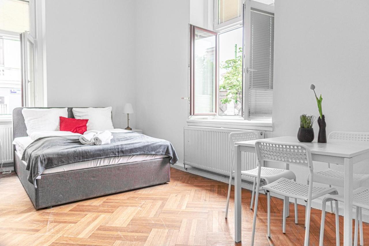 Classy 2Br Apt. W/ Exclusive Location Near Akh Vienna Exterior photo