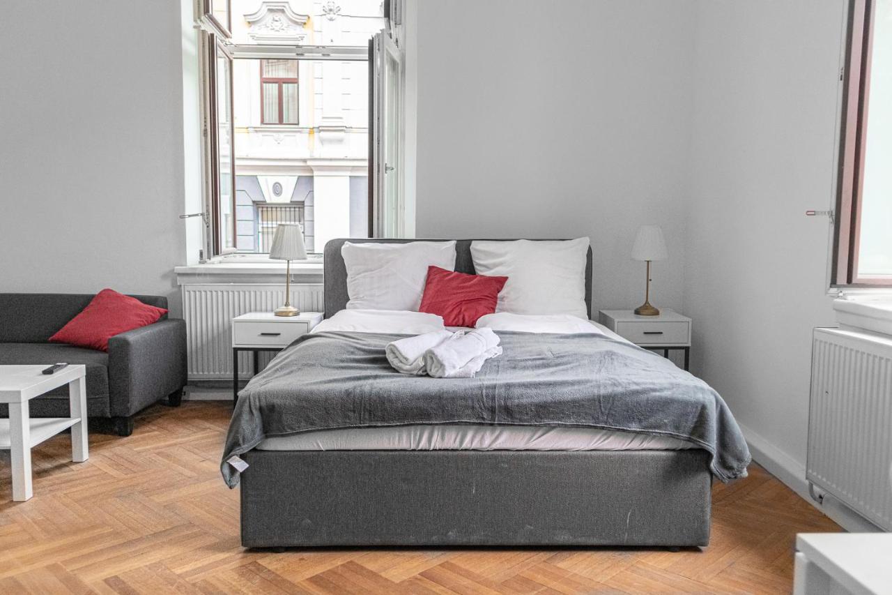 Classy 2Br Apt. W/ Exclusive Location Near Akh Vienna Exterior photo