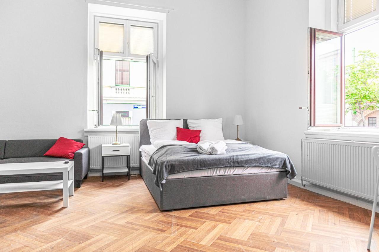 Classy 2Br Apt. W/ Exclusive Location Near Akh Vienna Exterior photo